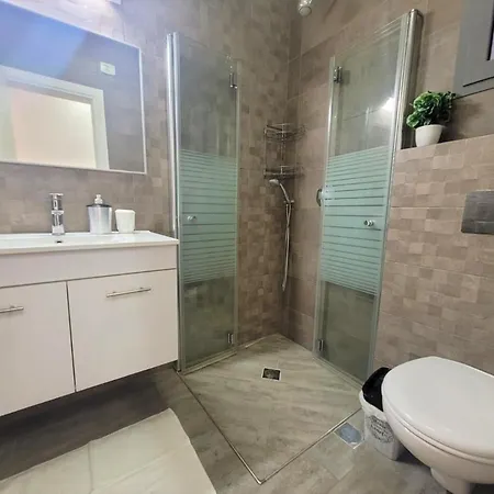Yalarent Ariston Apartment & Penthouse Tibériade Extérieur photo