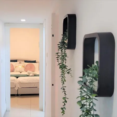 Yalarent Ariston Apartment & Penthouse Tibériade Extérieur photo