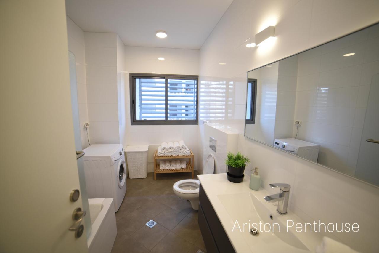 Yalarent Ariston & Penthouse *