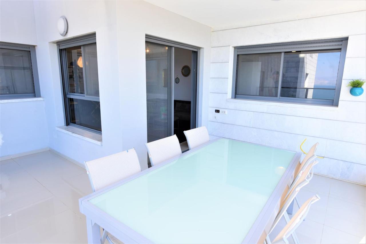 Apartment Yalarent Ariston & Penthouse Tiberias